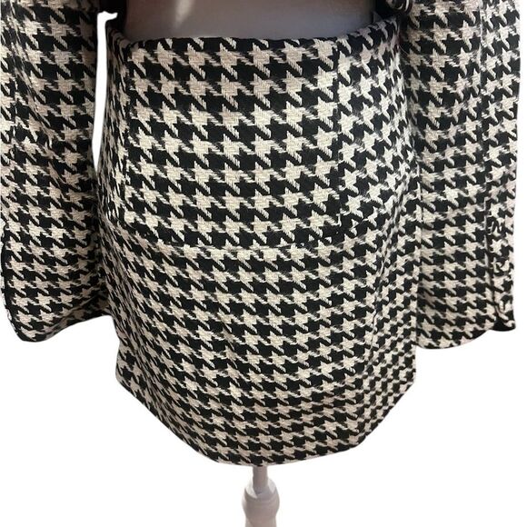 NWT For Love and Lemons Bonnie mini skirt in black and white size‎ large - Picture 4 of 11